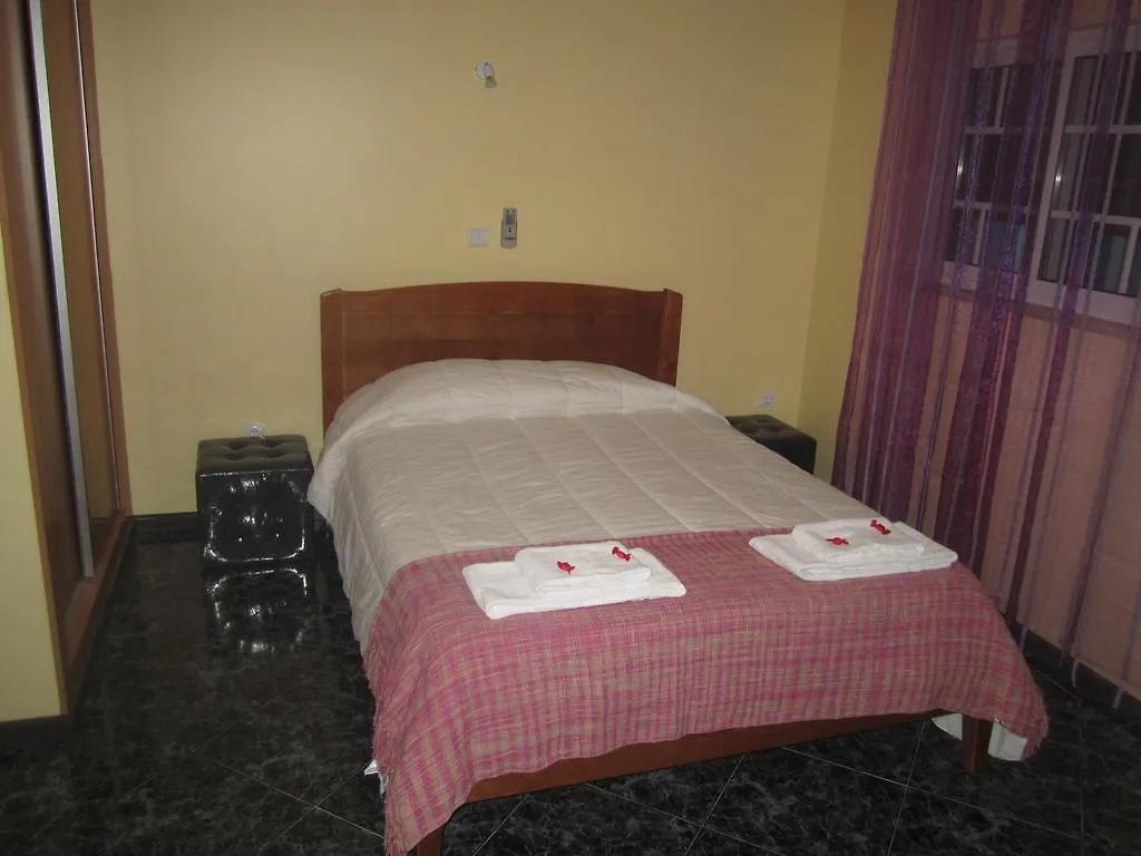 Central Nando - Guest House Boliqueime 0*,  Portugal