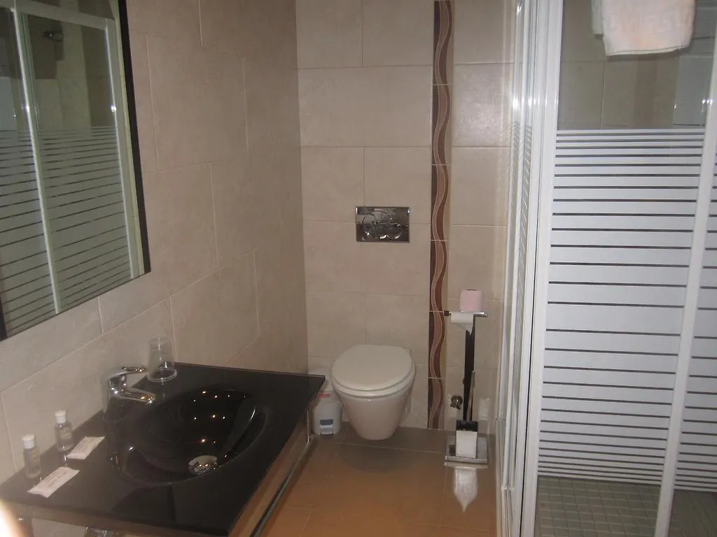 Central Nando - Guest House Boliqueime