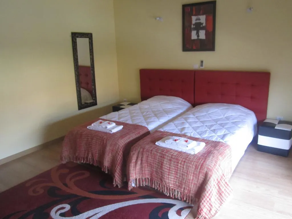 Central Nando - Guest House Boliqueime